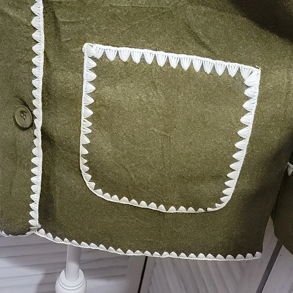 Olive Green Coat and Scarf Set with White Trim Size Small - Picture 6 of 14